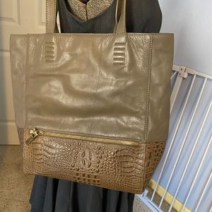 Olive colored leather Claudia Cotui purse